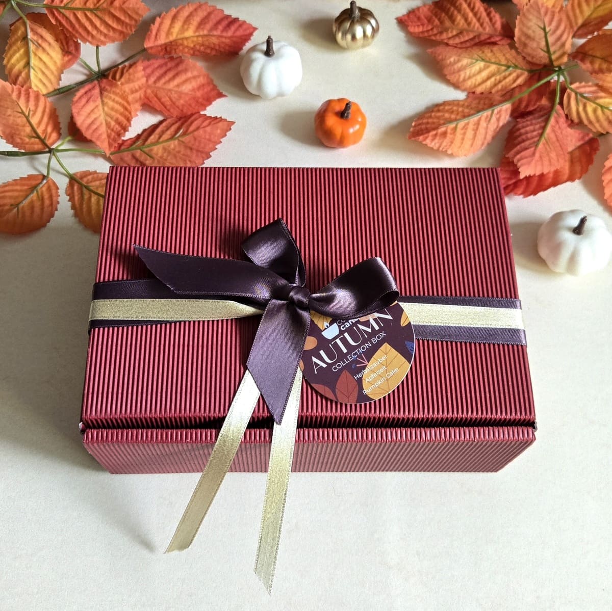 Cozy Candles Herbst Geschenkbox, verschenkfertige Kerzenbox, liebevolles Kerzengeschenk, hochwertige Duftkerzen als Geschenk, Duftkerzen aus Hamburg