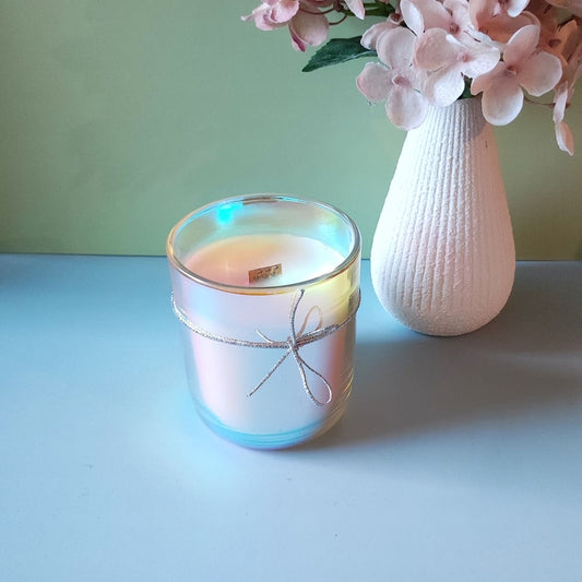 nachhaltige Duftkerze mit ätherischem Eukalyptusöl, handgemachte Duftkerze aus Pflanzenwachs, Cozy Candles 