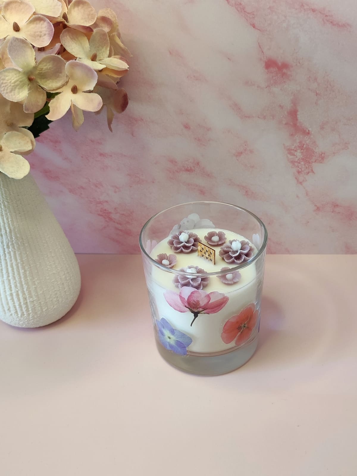 Frühlingskerze mit Blumenduft, Frühlingsdeko, Kerze mit Blumen, Kerzengeschenk, süße Geschenkidee, handgemachtes Geschenk