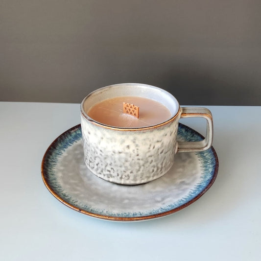 nachhaltige Tassenkerze Kaffeeduft, handgemachte Duftkerze aus Rapswachs, Cozy Candles Hamburg